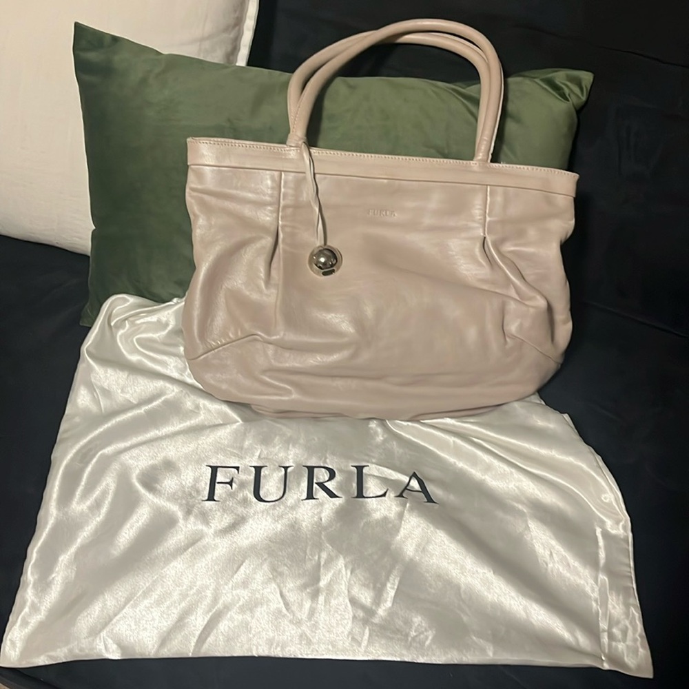 Furla handbag - champagne color leather